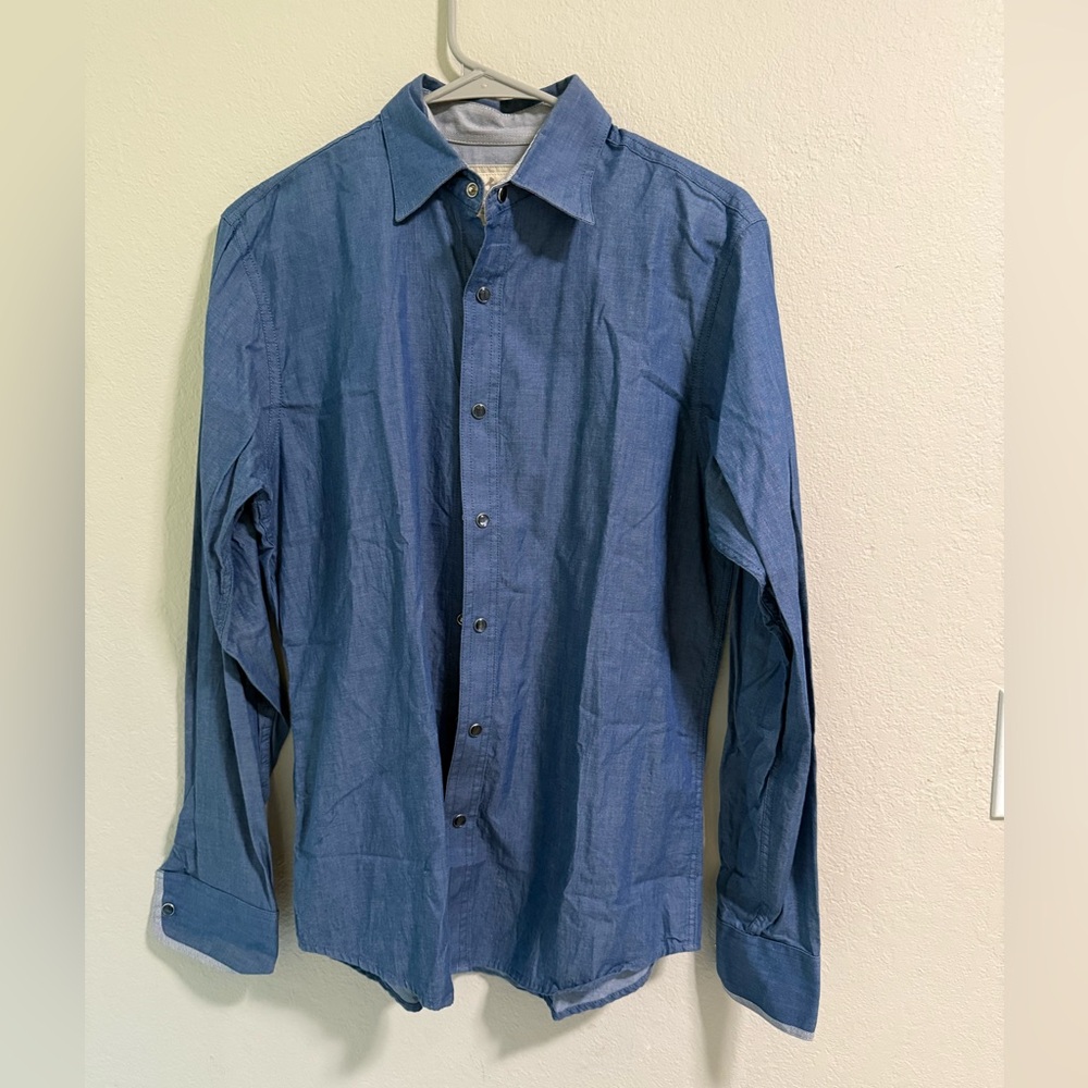 Age of Wisdom Blue Chambray Button-Up Shirt Men’s Small